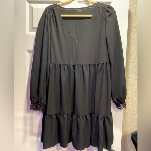 Shein Black Flowey Dress With Lace Trim - Picture 1 of 5